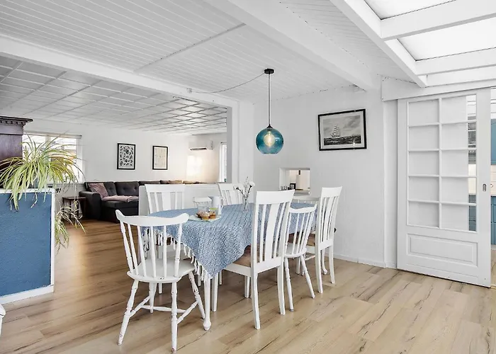 Hébergement de vacances Cozy In With Kitchen *